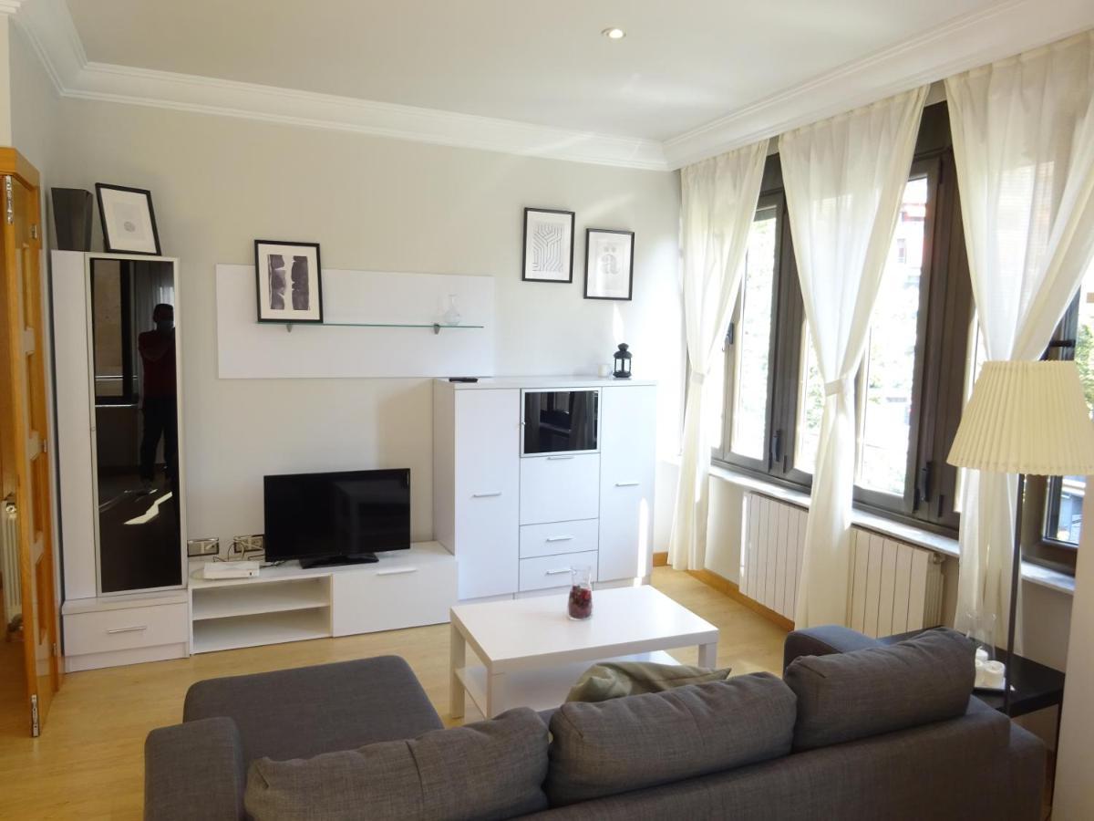 סלאמנקה Artheus Apartamentos מראה חיצוני תמונה