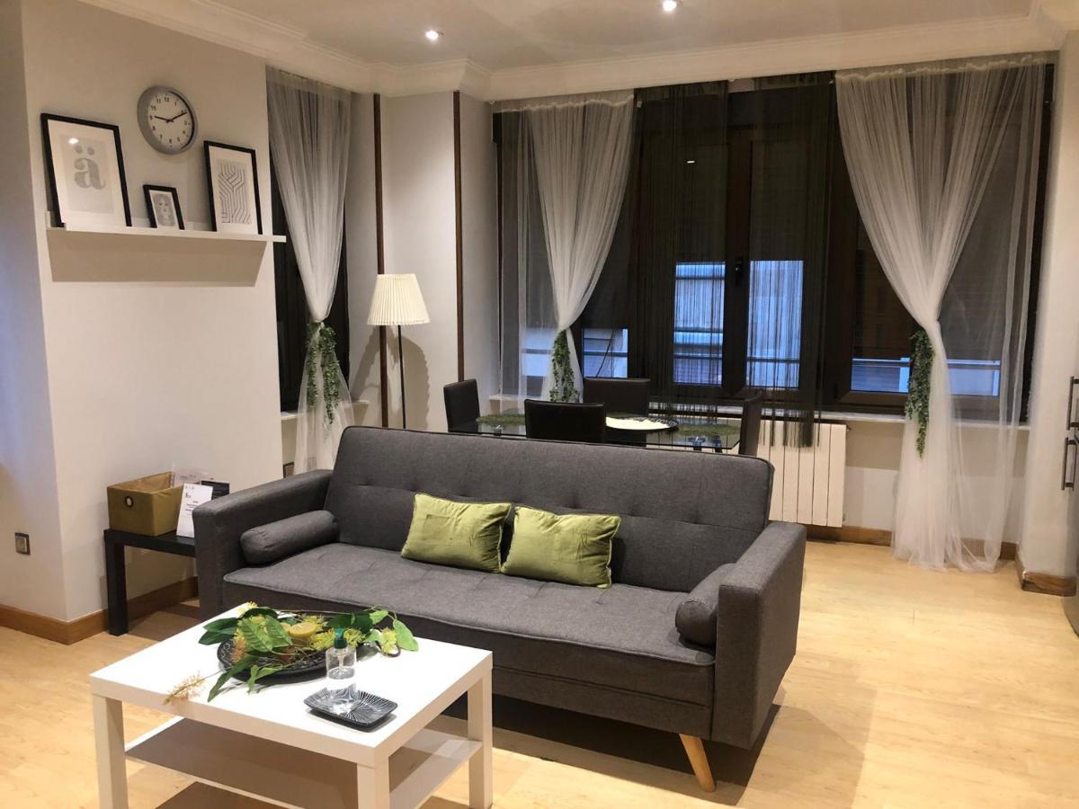 סלאמנקה Artheus Apartamentos מראה חיצוני תמונה